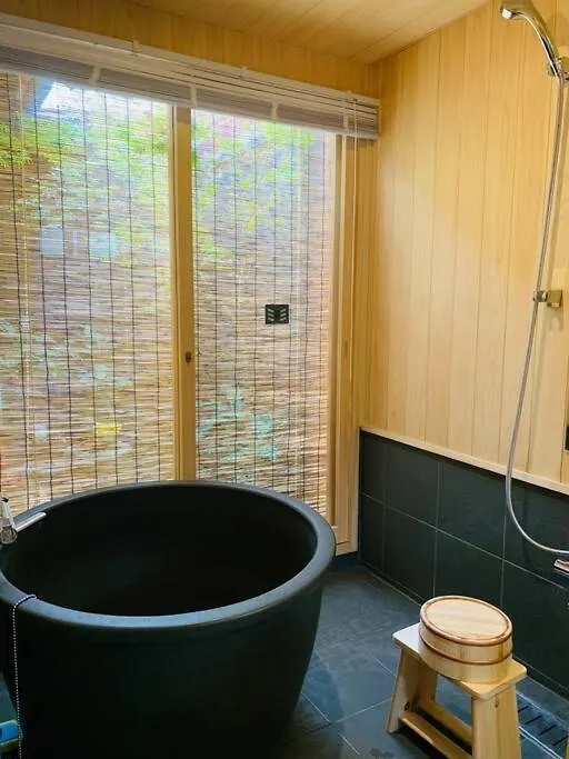Chalet ゲストハウス至の宿 Shibainu-Themed Guesthouse Kyoto