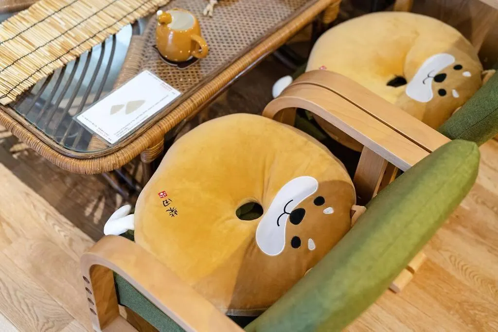 Chalet ゲストハウス至の宿 Shibainu-Themed Guesthouse Kyoto